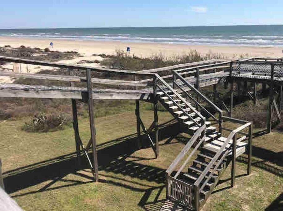 Athena'S Oceanfront Haven Villa Surfside Beach Exterior photo